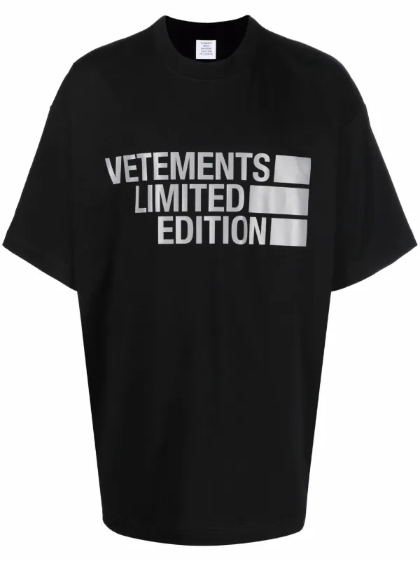 VETEMENTS Limited Edition Slogan Print 