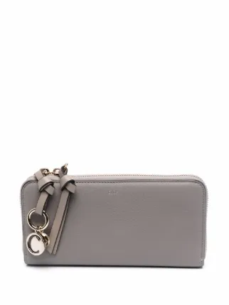 Chloé
