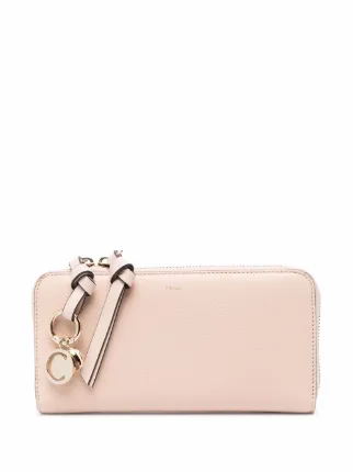 Chloé