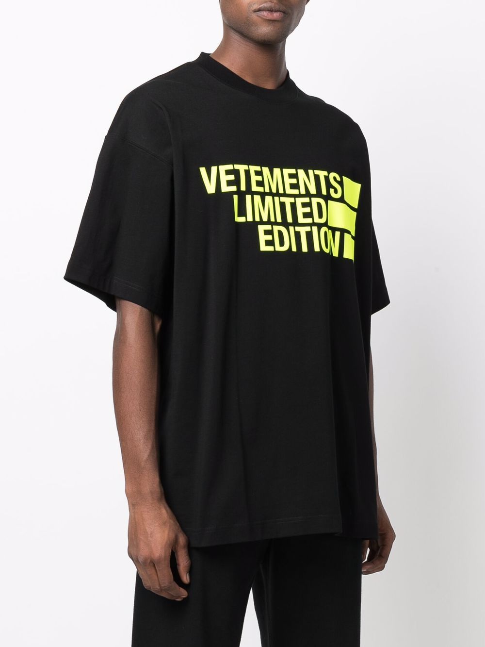 фото Vetements футболка с надписью limited edition