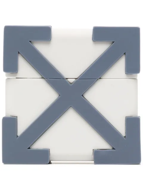 Off-White estuche Arrows para Airpods