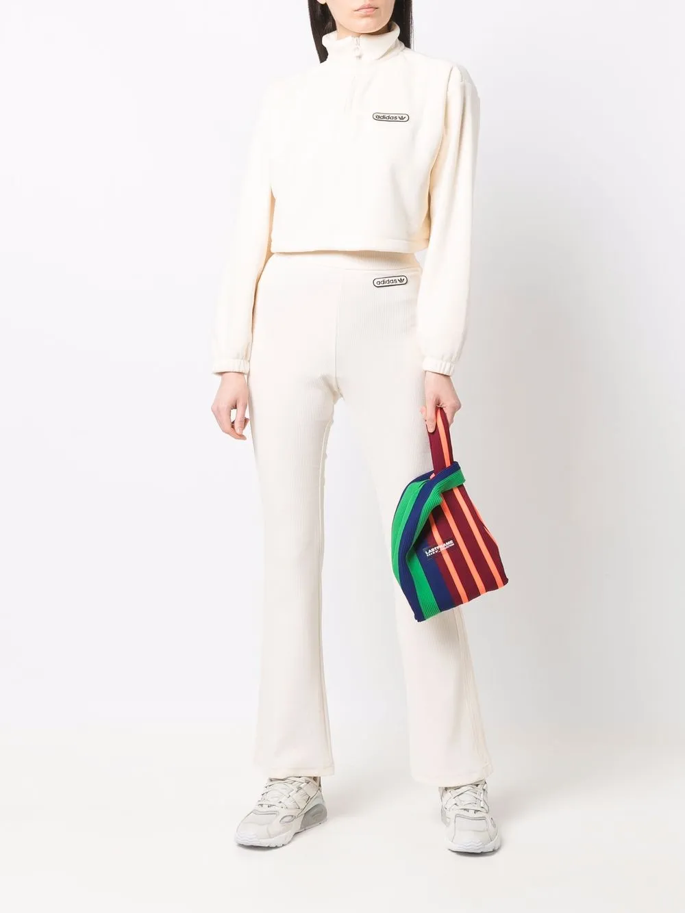 фото Adidas укороченная толстовка с вышитым логотипом