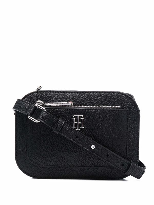 tommy hilfiger camera crossbody