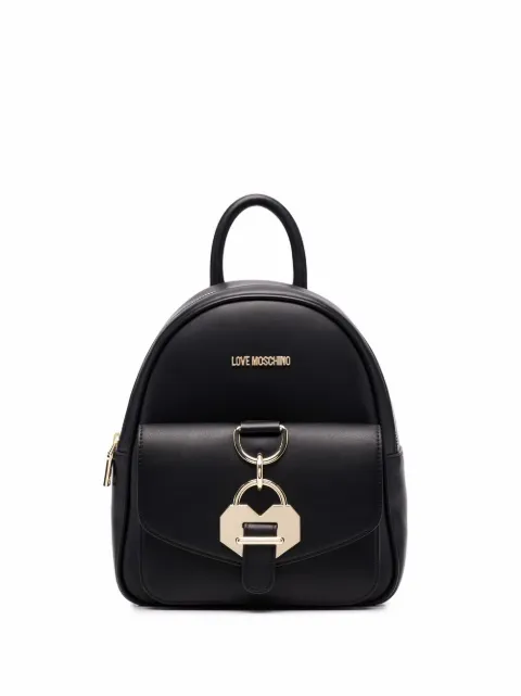 Love Moschino شنطة ظهر مستديرة ببروش شعار الماركة
