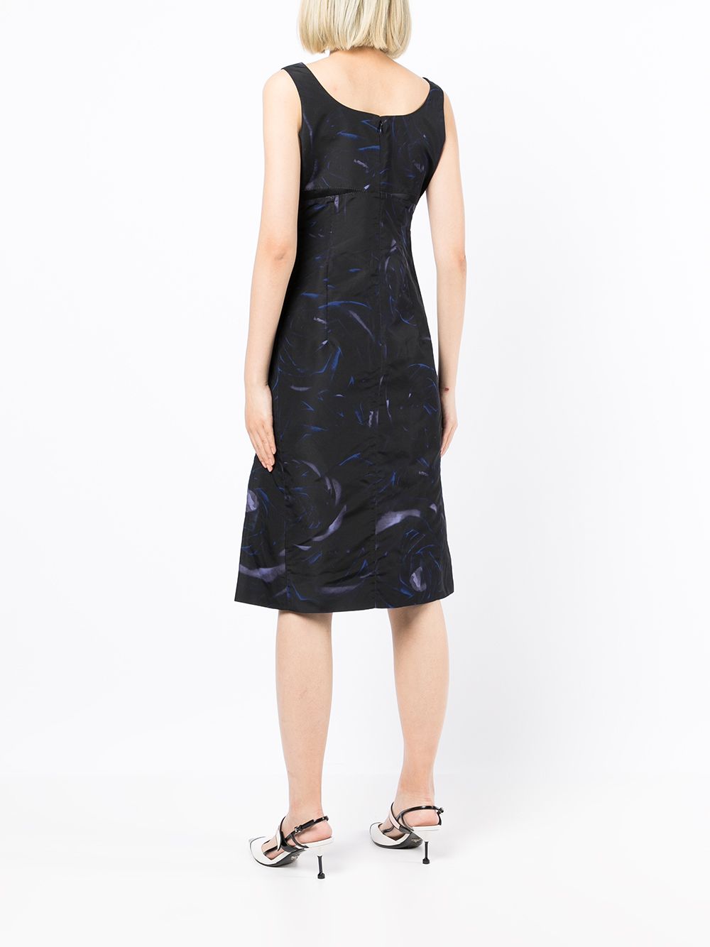 фото Céline pre-owned шелковое платье миди pre-owned с абстрактным принтом