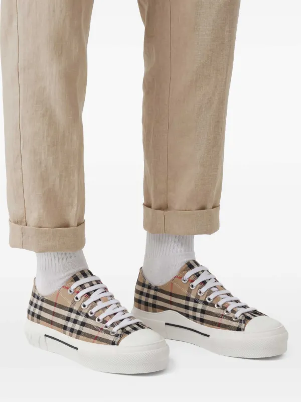 Burberry Tenis Bajos Con Cuadros Estampados | Neutro | FARFETCH CL