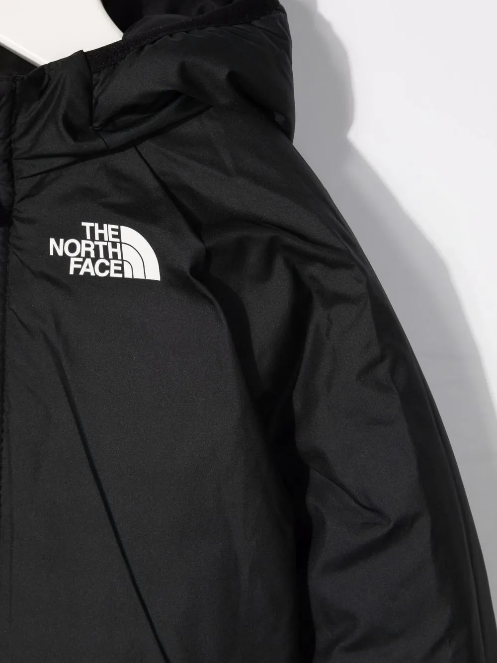 фото The north face пуховик с логотипом