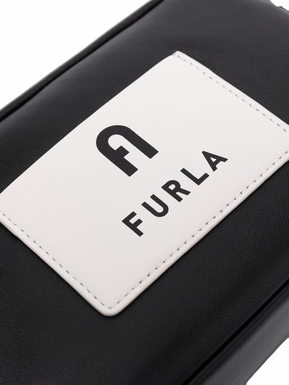 фото Furla сумка через плечо с нашивкой-логотипом