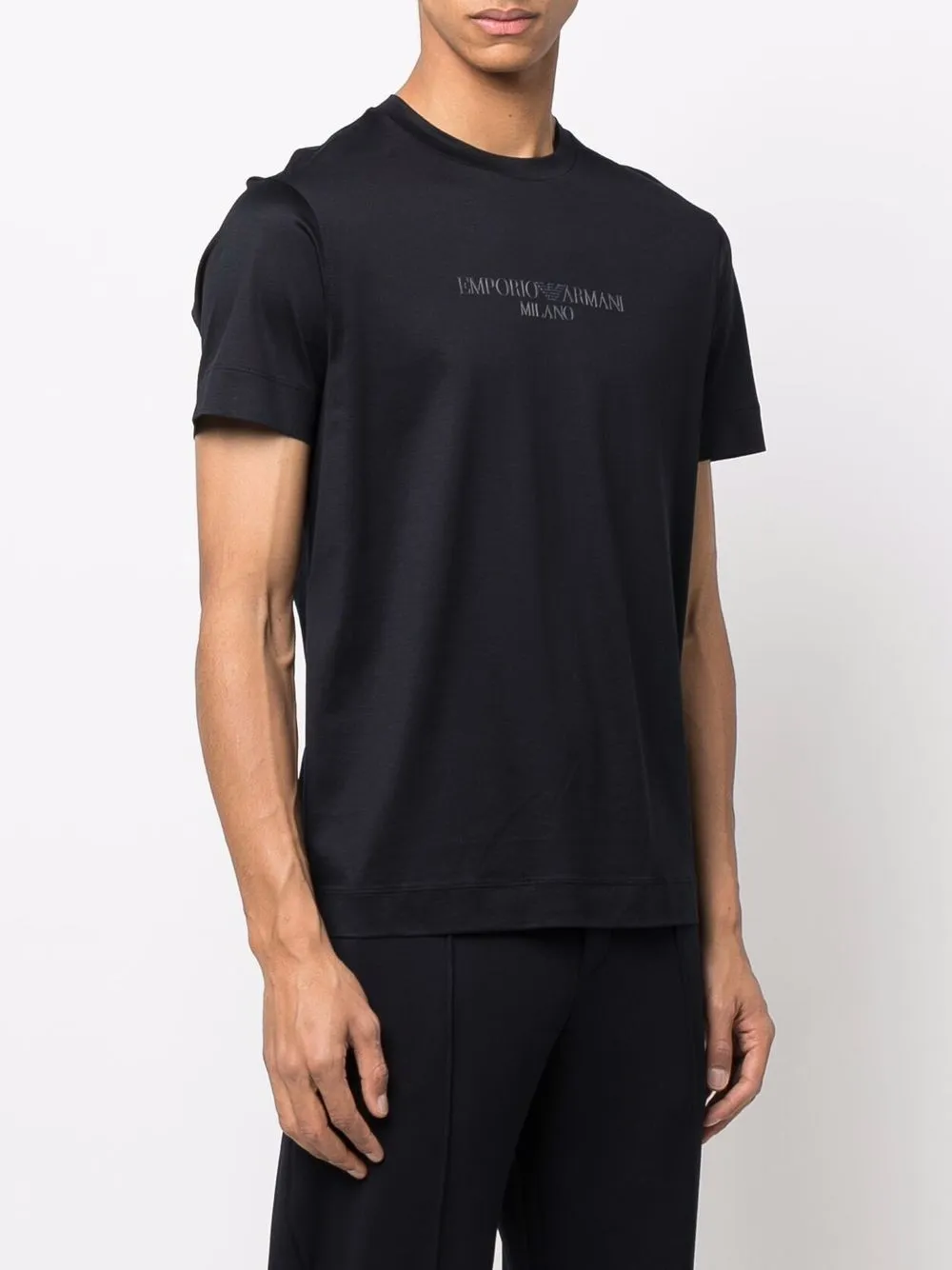 фото Emporio armani футболка с логотипом