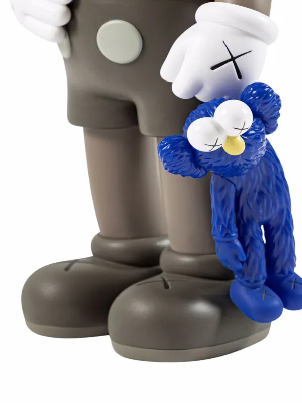 KAWS OPEN EDITION SHARE フィギュア Share Brown フィギュア 販売・購入【バーバリーアートスペース】価格