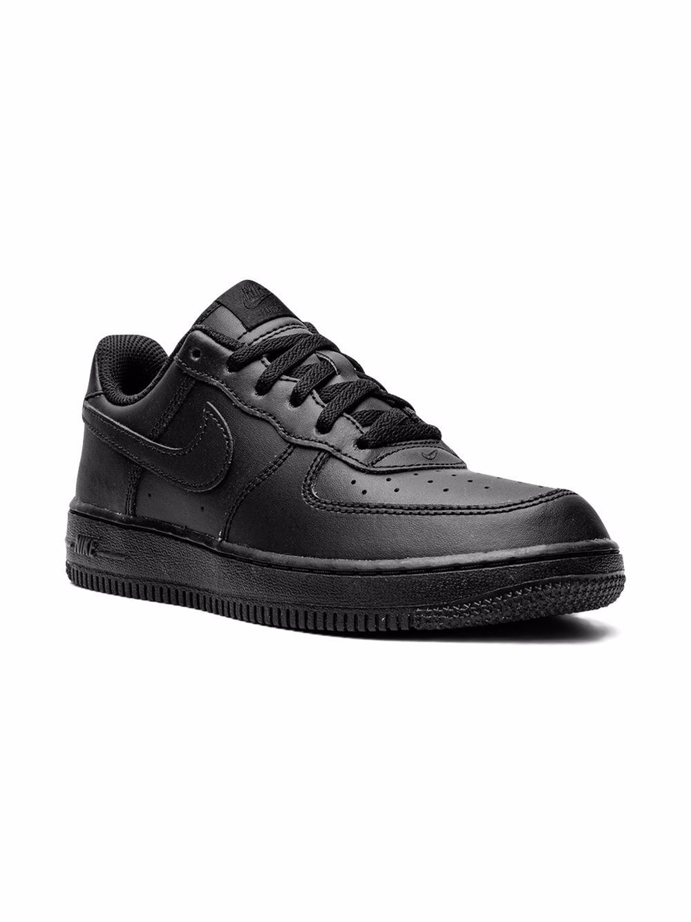 All black outlet nikes for kids