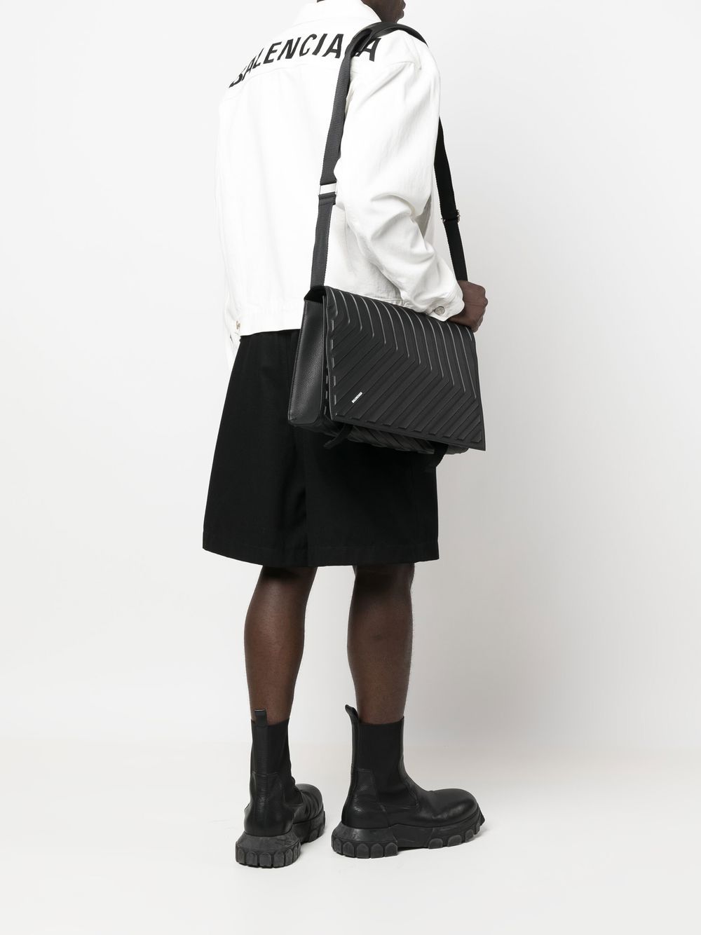 Shop Balenciaga Car Flap Shoulder Bag In Schwarz