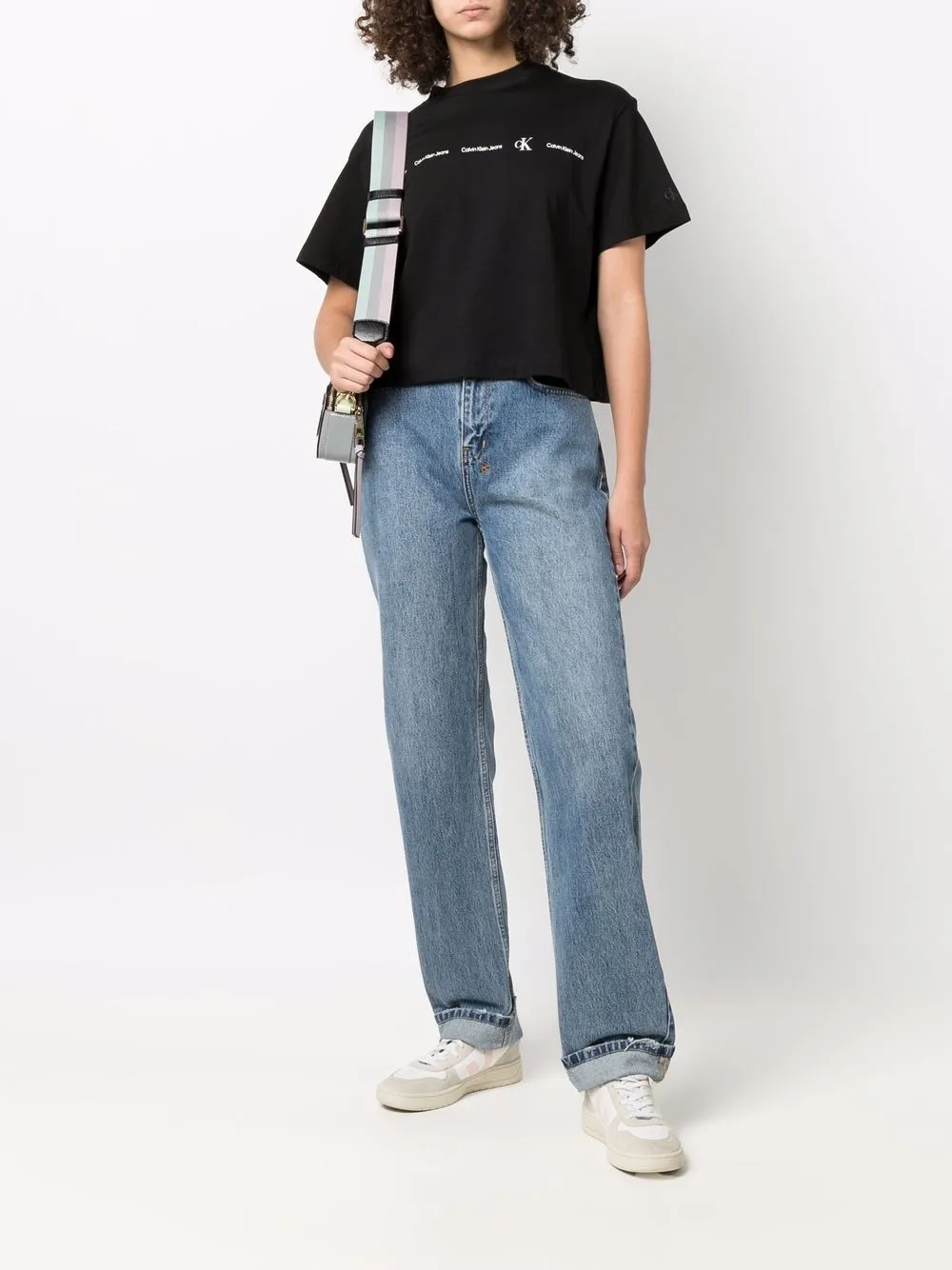 фото Calvin klein jeans укороченная футболка с логотипом