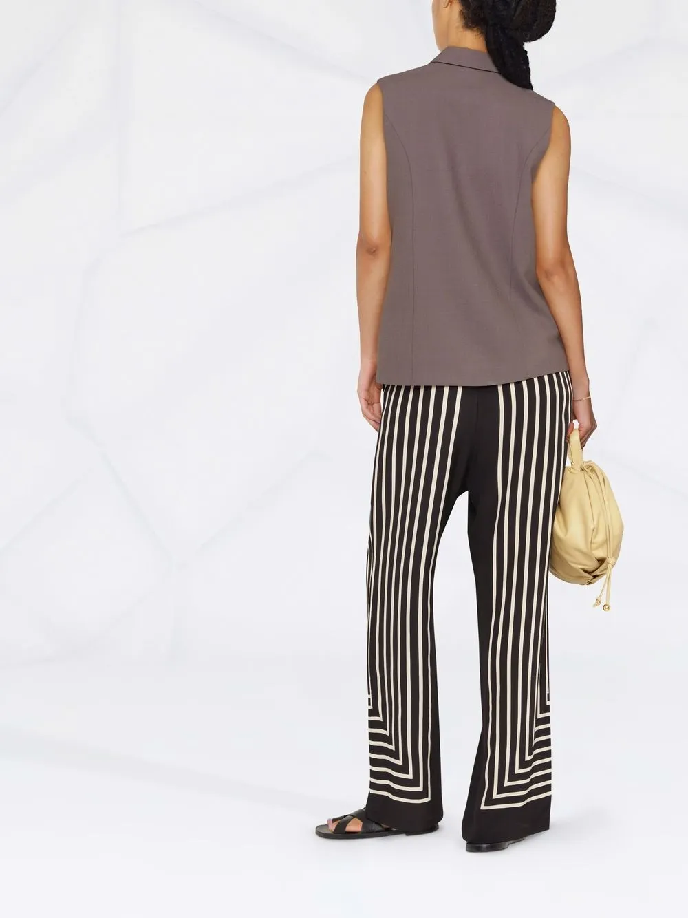 фото Closed жилет с логотипом