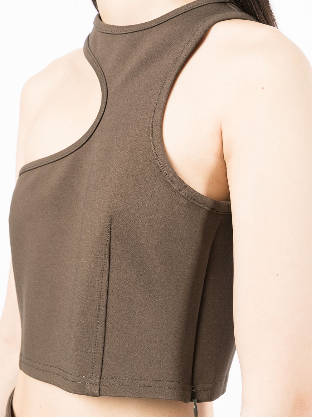 фото Materiel cut out-detail vest