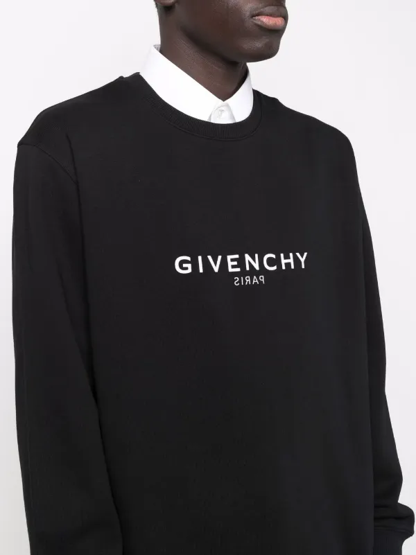 Shop Givenchy logo-print crew neck 