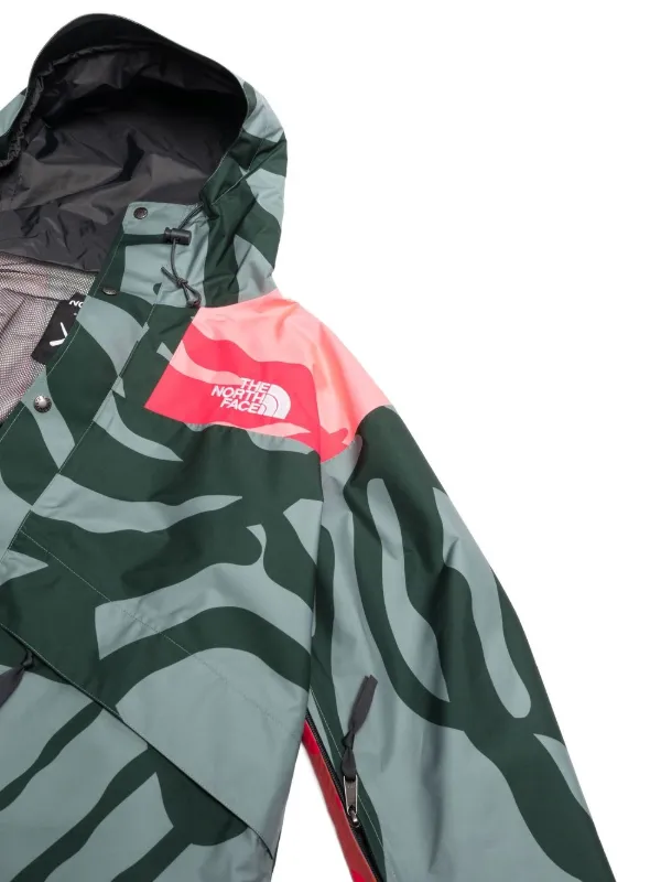The North Face x KAWS Retro 1986 Hooded Jacket | Green | FARFETCH