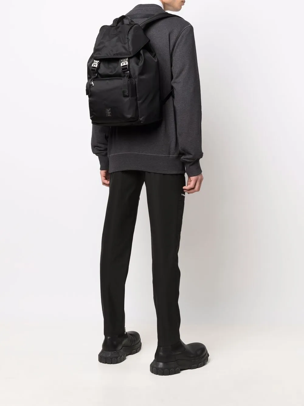 фото Givenchy рюкзак с пряжками