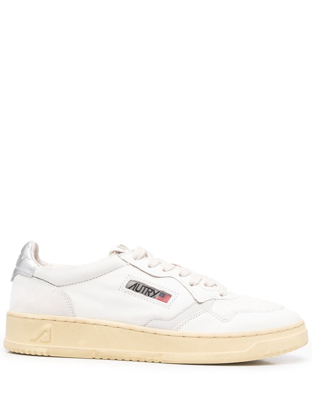 Autry Medalist Low-top Sneakers In White | ModeSens