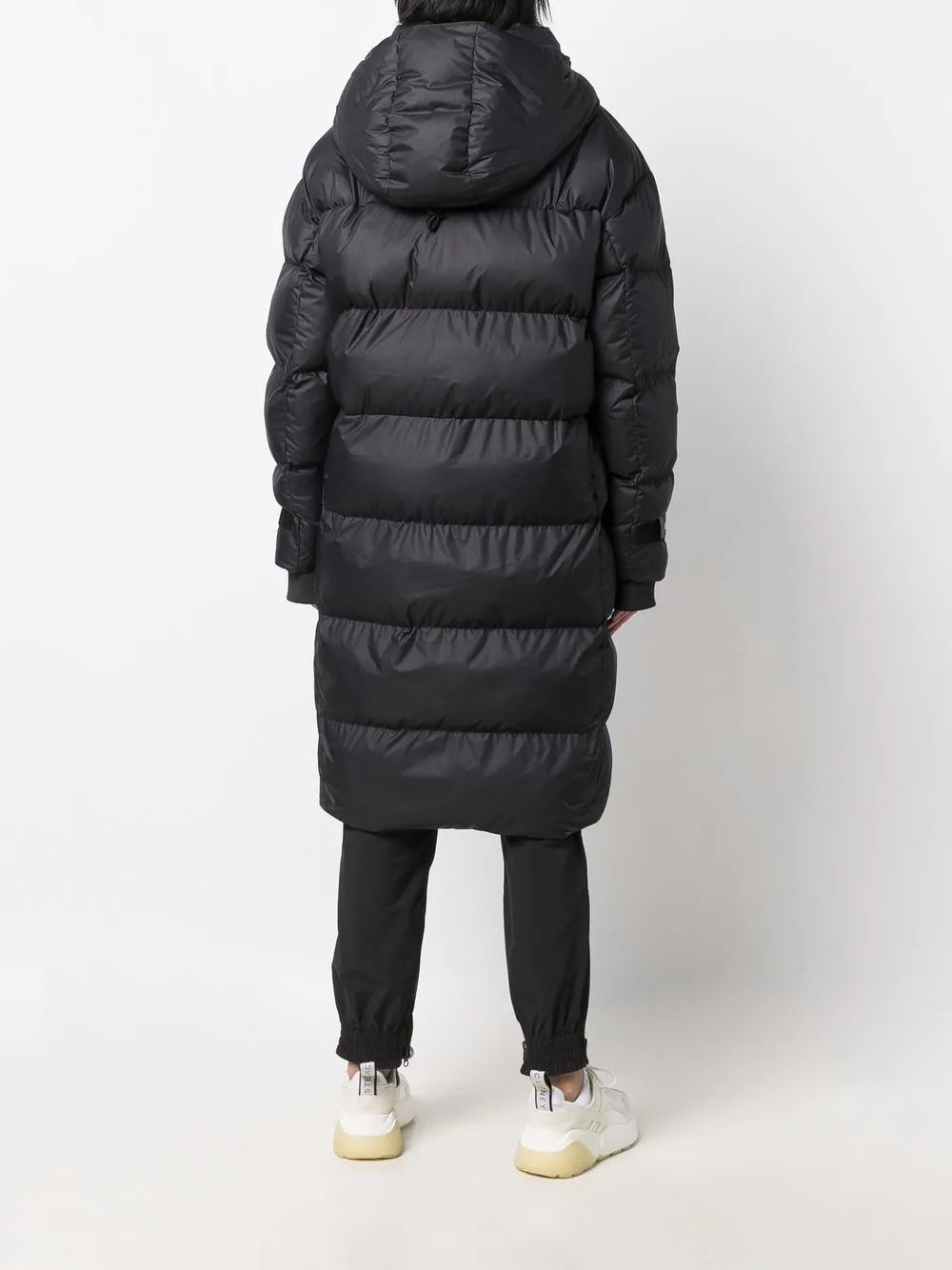 фото Adidas пуховик с капюшоном