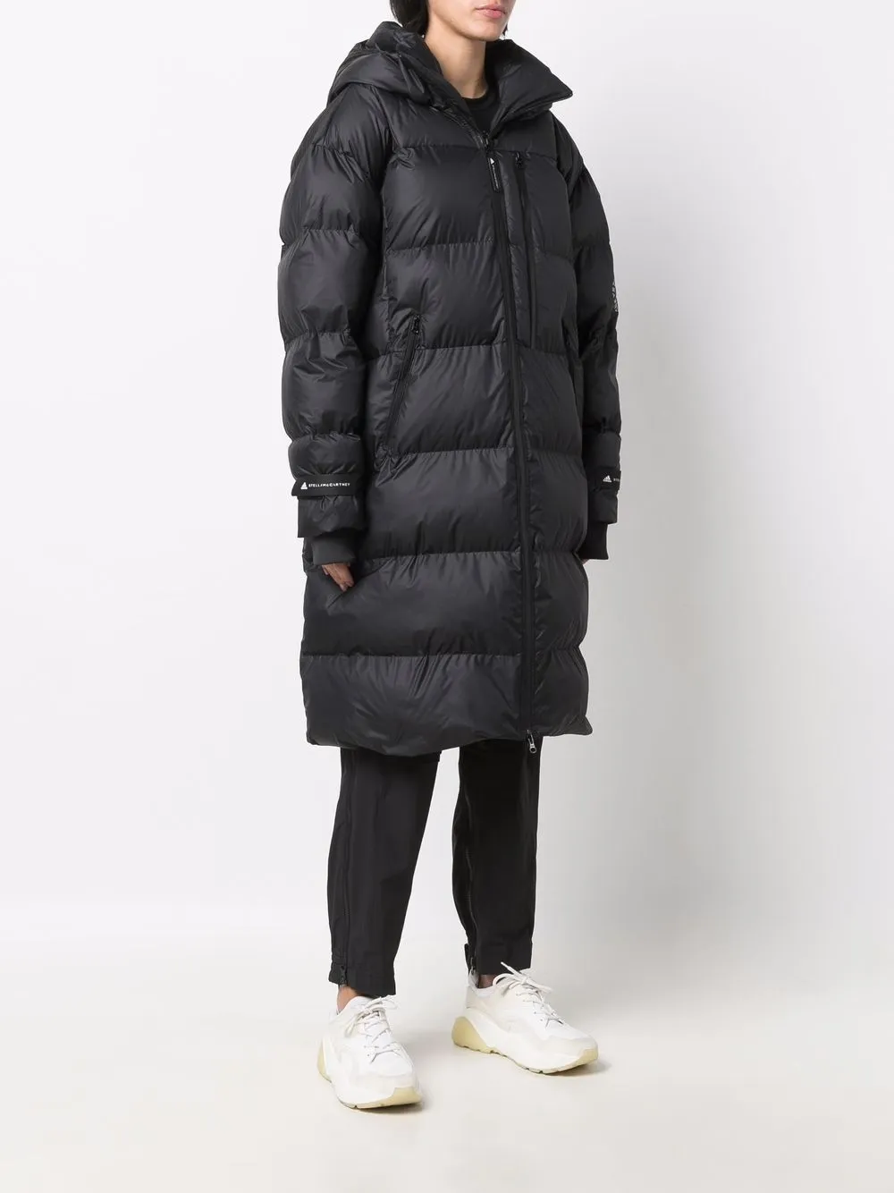 фото Adidas пуховик с капюшоном