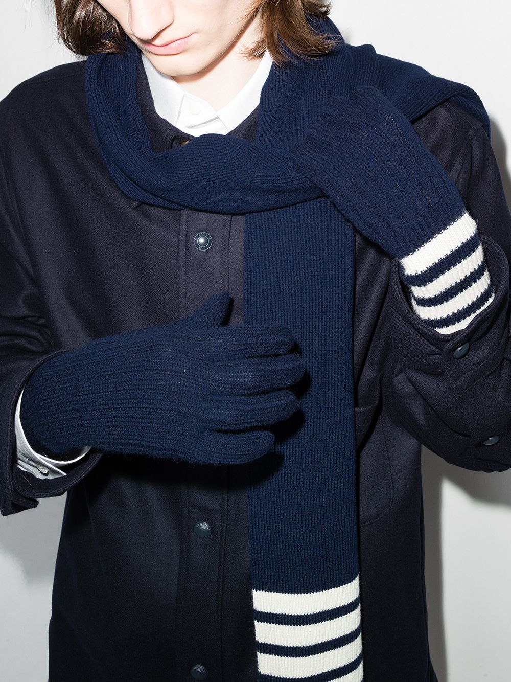 Image 2 of Thom Browne 4 Bar cashmere gloves