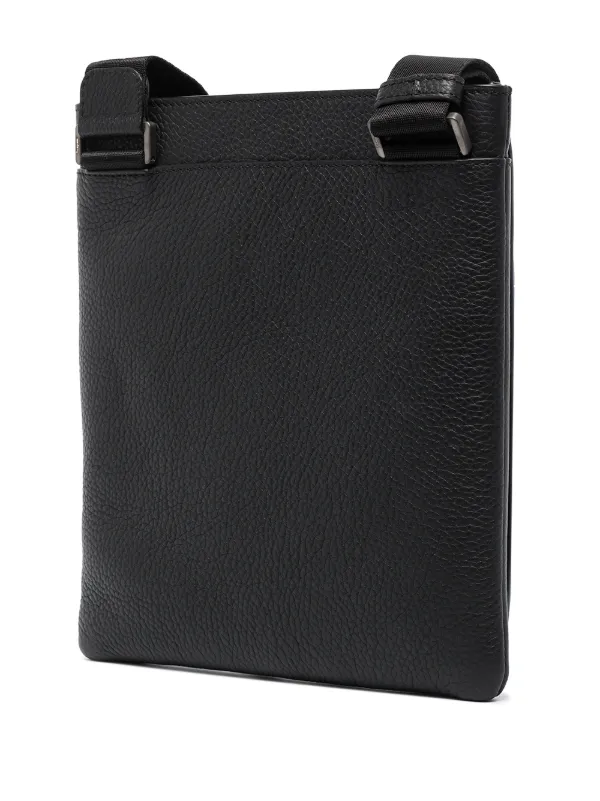 Ferragamo ロゴプレート ショルダーバッグ | ブラック | FARFETCH JP