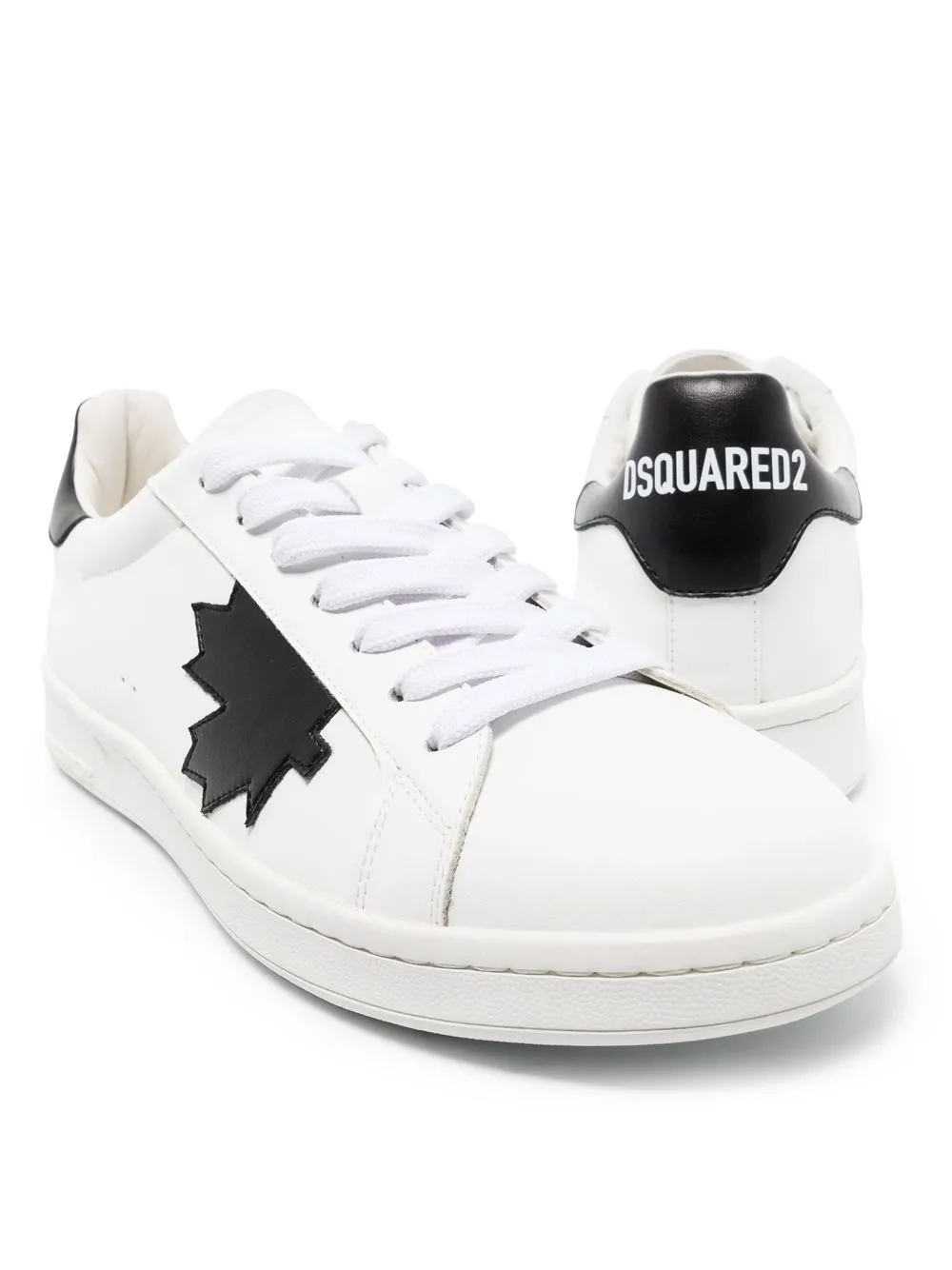 image 2 of dsquared2 枫叶图案运动鞋