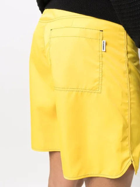 lululemon noir short 5.5