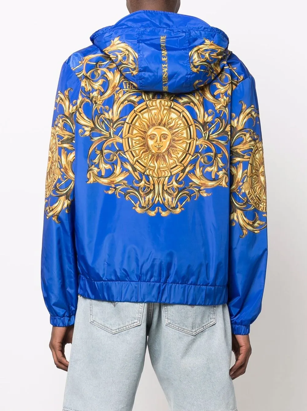 фото Versace jeans couture ветровка garland sun с капюшоном