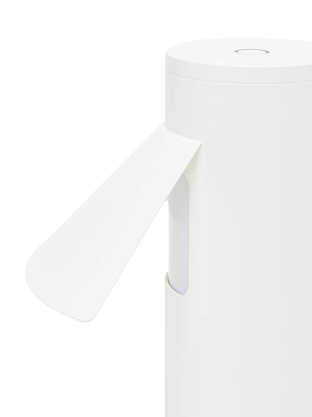  Karakter Riscio Table Lamp - White 