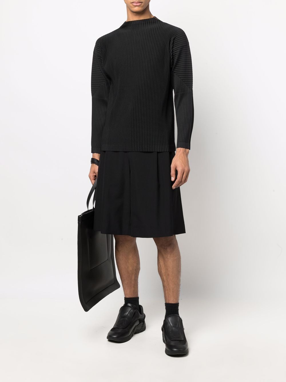 фото Homme plissé issey miyake micro-pleated long-sleeve t-shirt