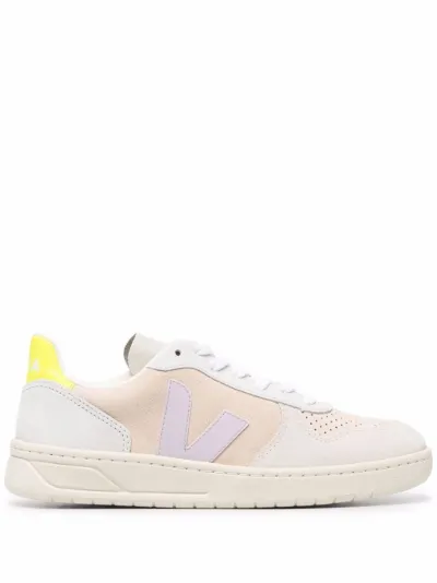veja v10 pink and black