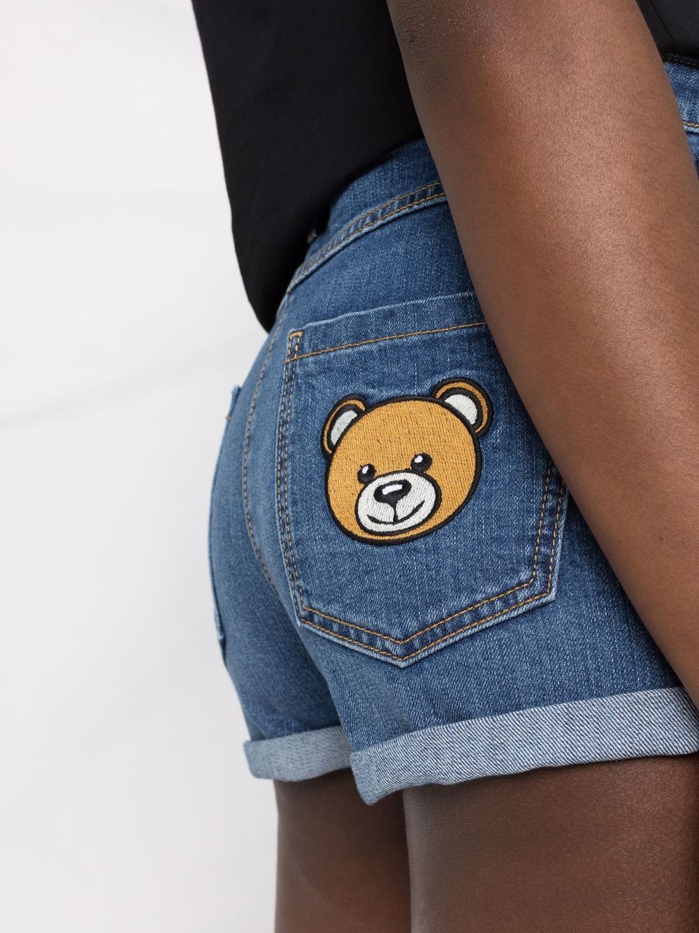 фото Moschino джинсовые шорты с нашивкой teddy bear