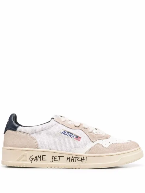 Autry tenis con agujetas y paneles