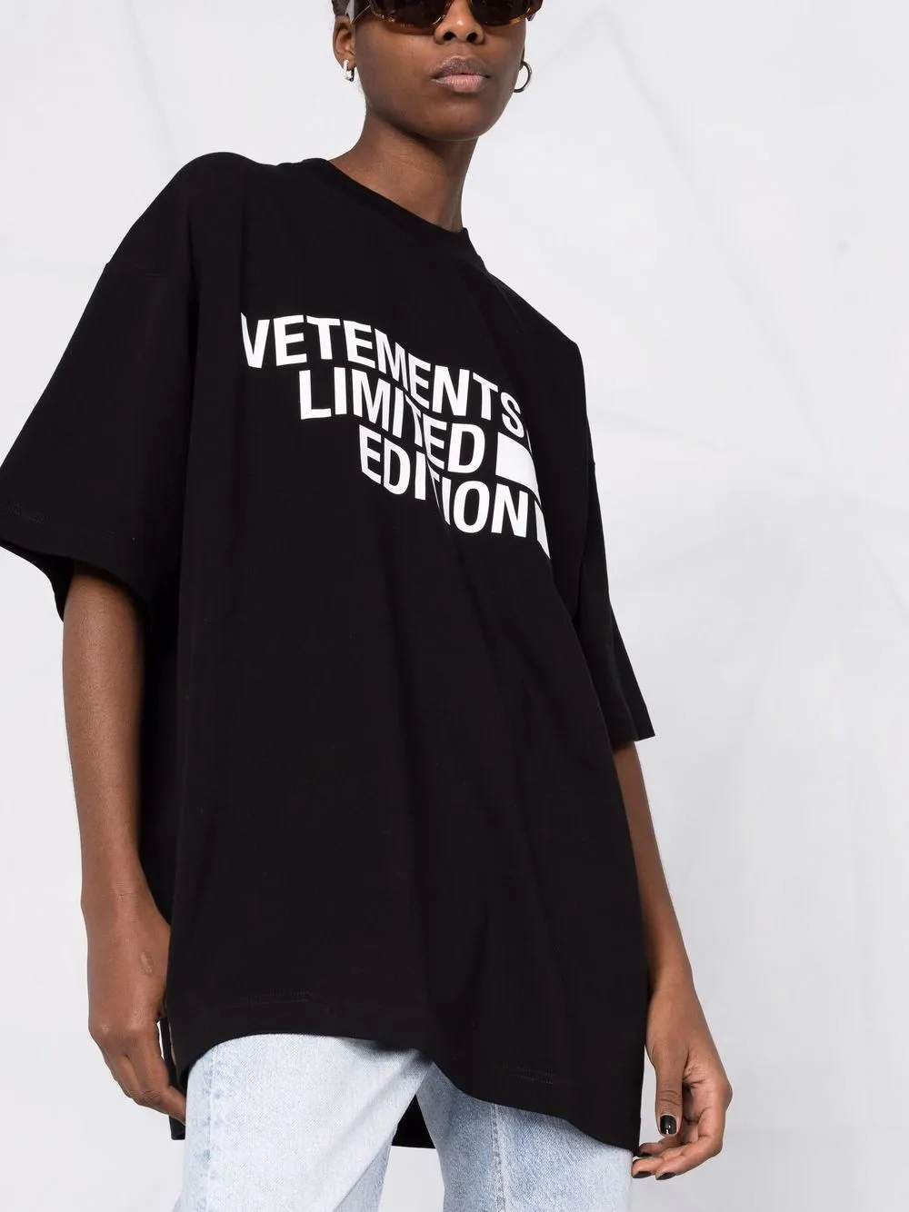фото Vetements футболка с логотипом