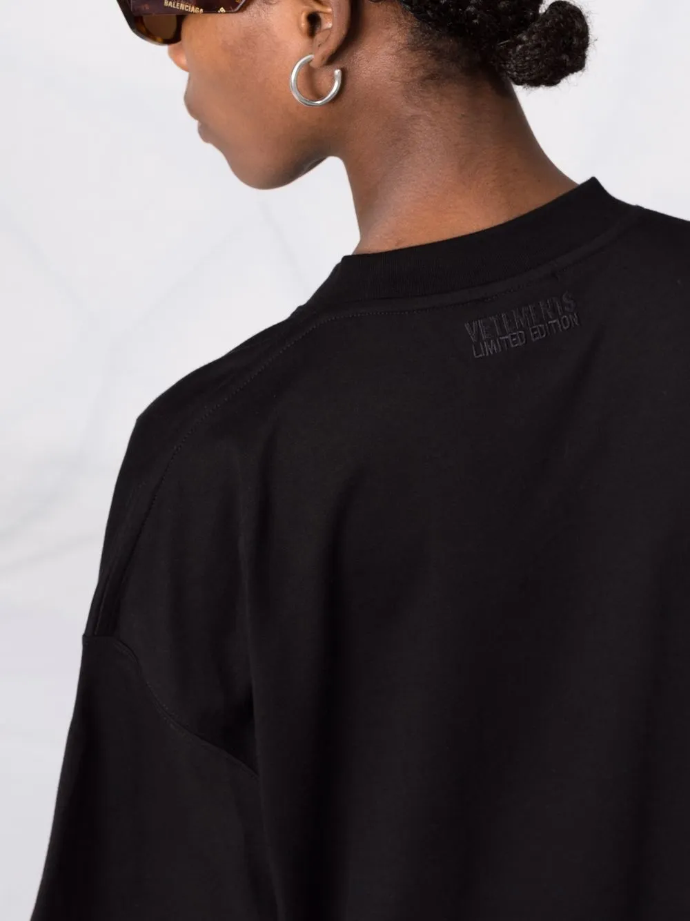 фото Vetements футболка с логотипом