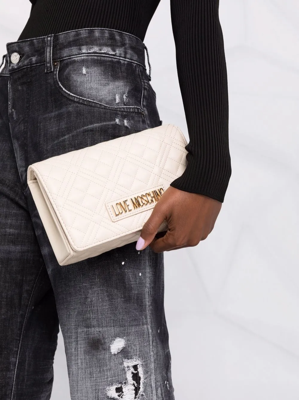 фото Love moschino стеганая сумка через плечо