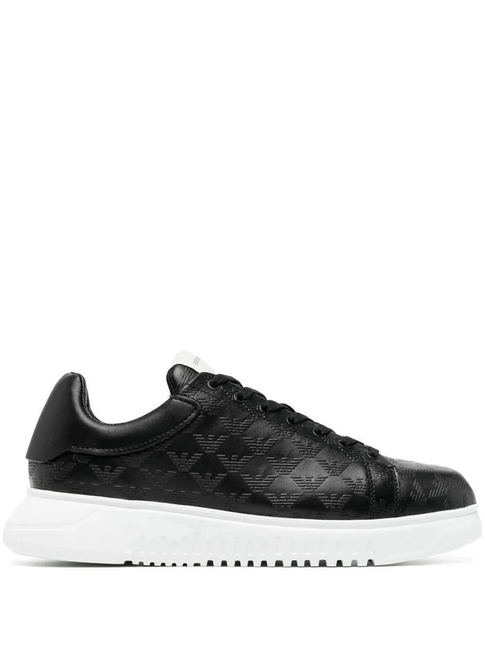 

Emporio Armani tenis bajos con logo en relieve - Negro