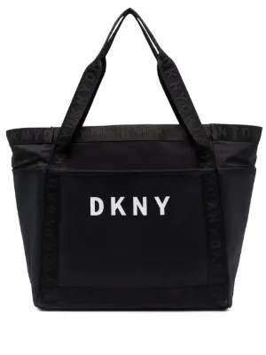 DKNY Kids geräumige Tasche Shopper silber mit Logo schwarz 43cm x 30cm x 11cm DKNY Kids geräumige Tasche Shopper silber mit Logo schwarz 43cm x 30cm x 11cm