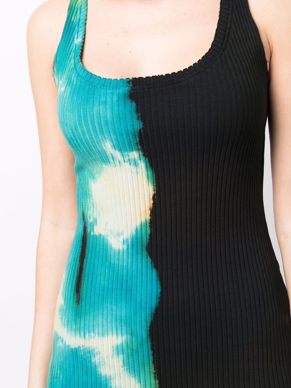 фото Cotton citizen tie-dye ribbed midi dress