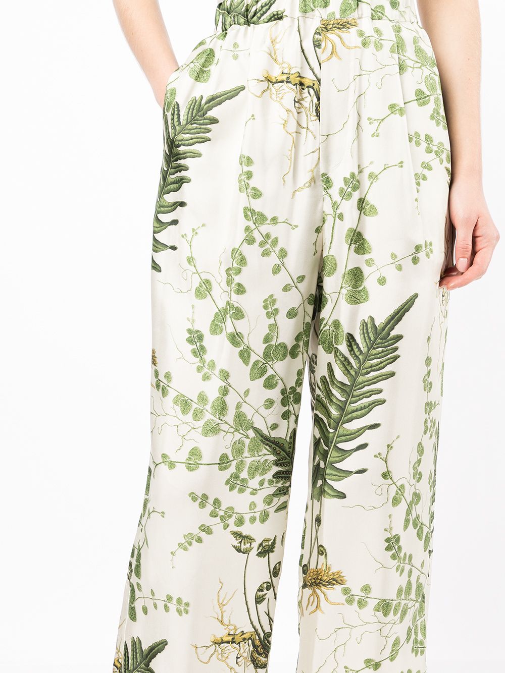 фото Biyan leaf-print silk trousers