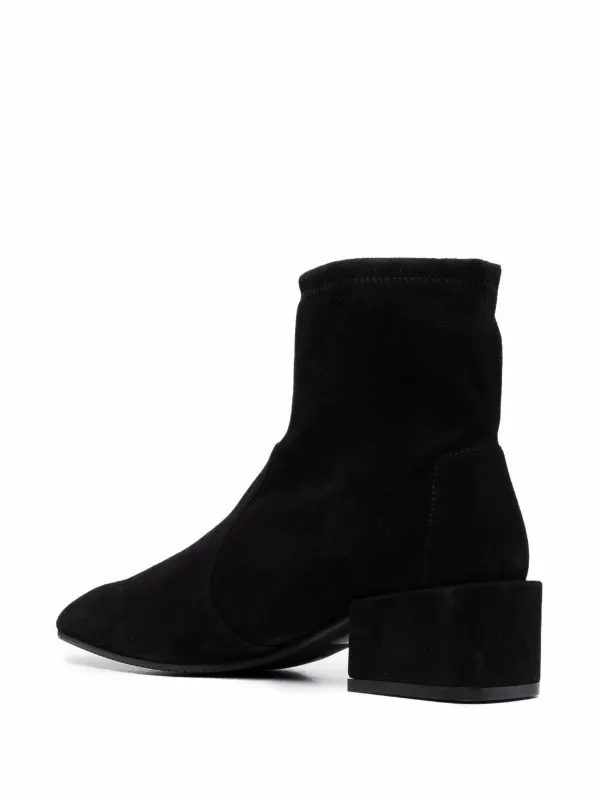 accordion stuart weitzman