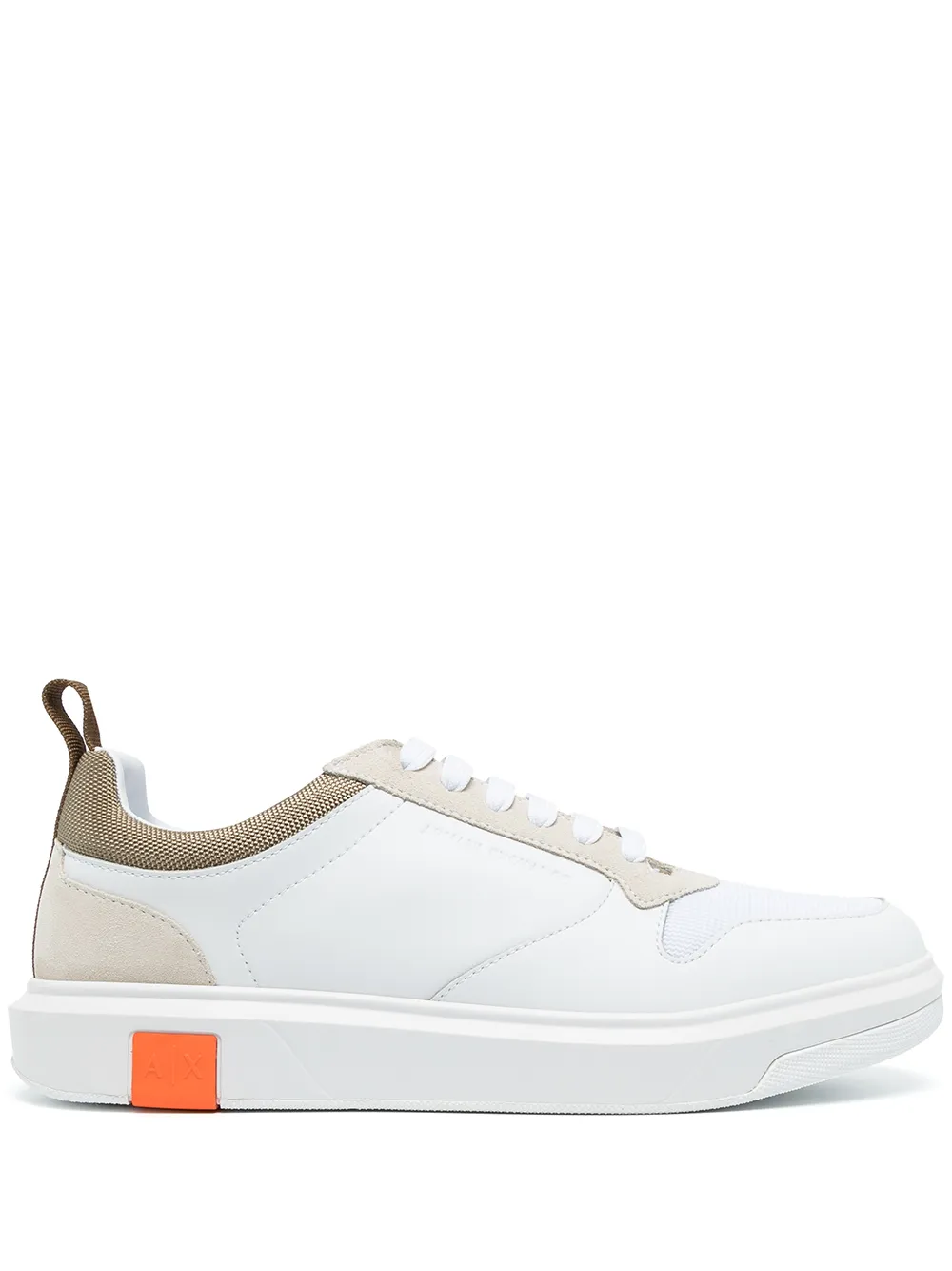 

Armani Exchange tenis bajos con diseño color block - Blanco