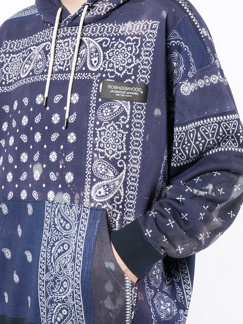 bandana-print pullover hoodie