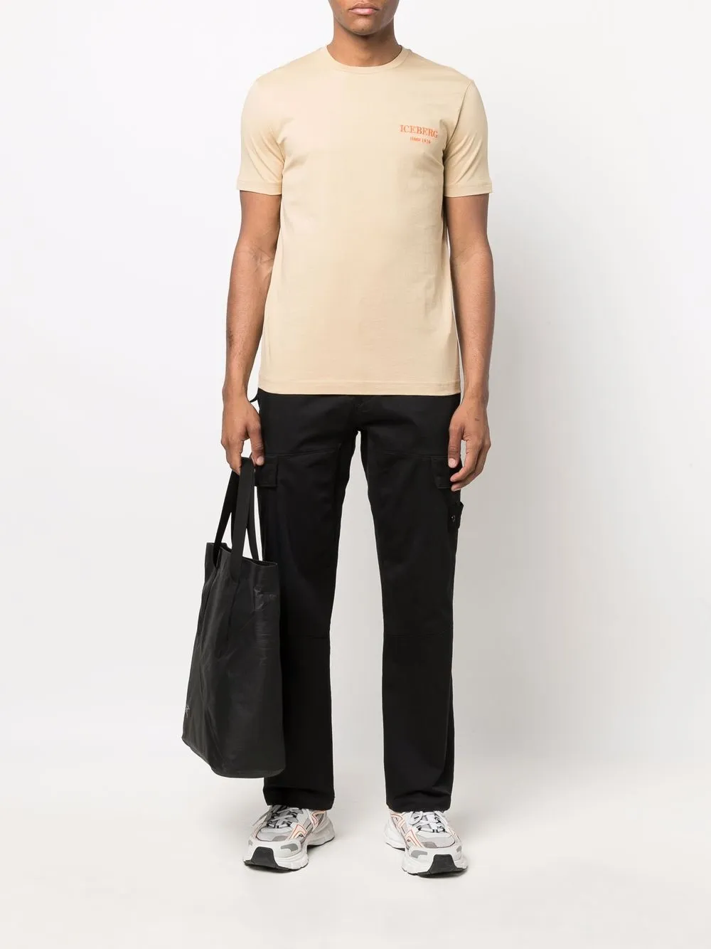 фото Iceberg футболка с вышитым логотипом