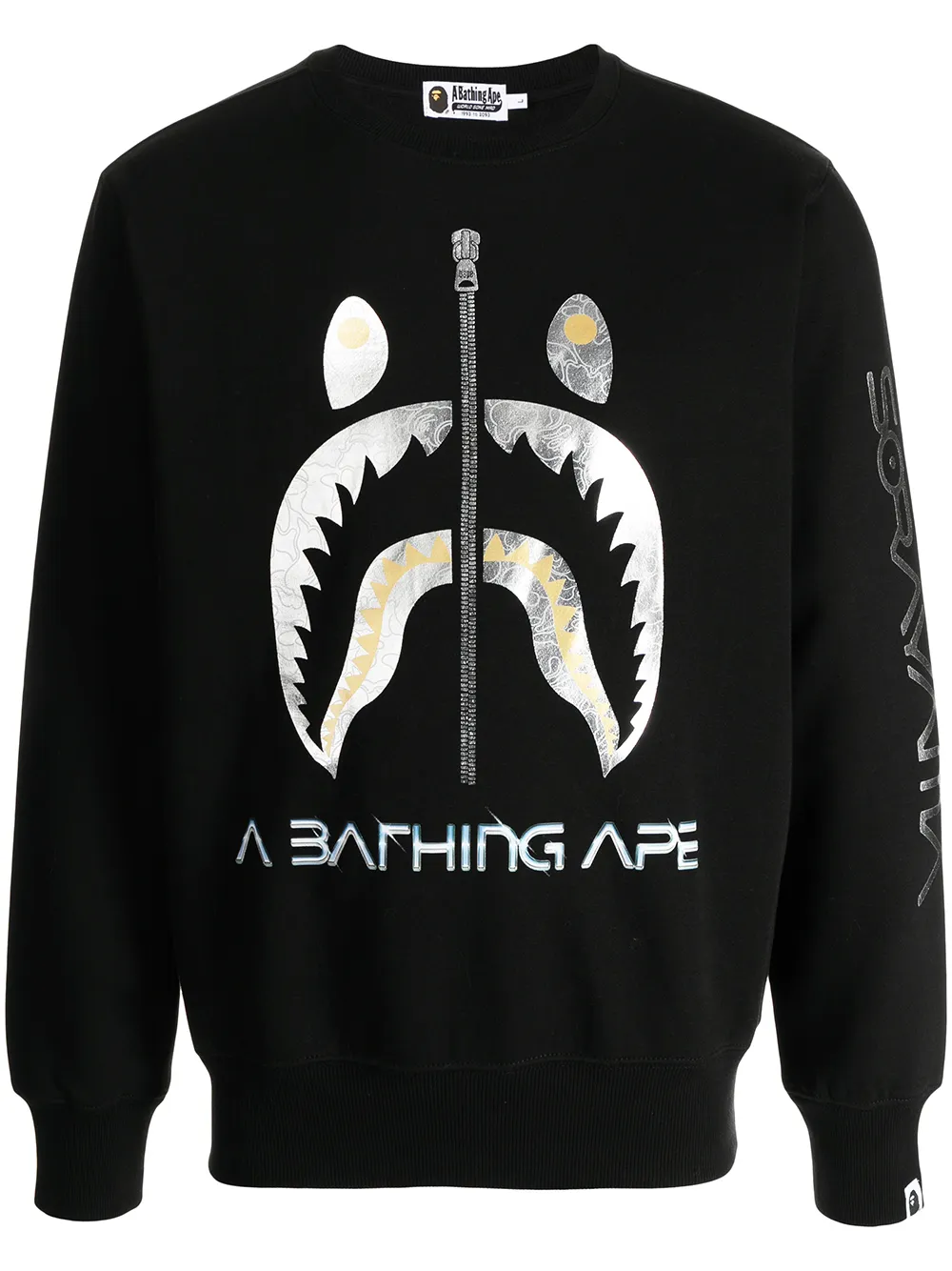 фото A bathing ape® толстовка shark с круглым вырезом из коллаборации с hajime sorayama