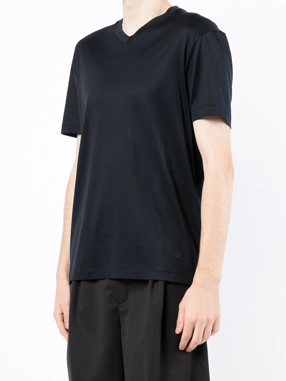 фото Emporio armani футболка с v-образным вырезом