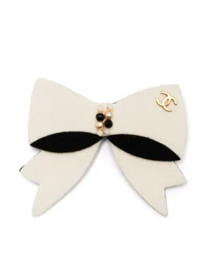 Chanel hot sale hair brooch