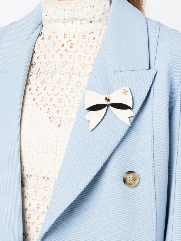 CHANEL Pre-Owned 2002 Felt Bow Brooch | White | FARFETCH GE